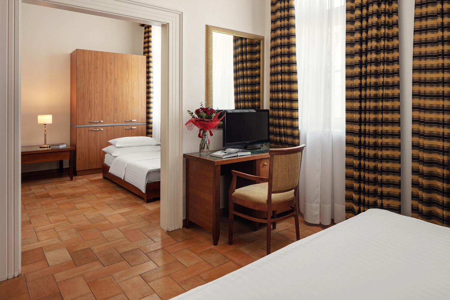 Hotel Galileo Prag Exterior foto