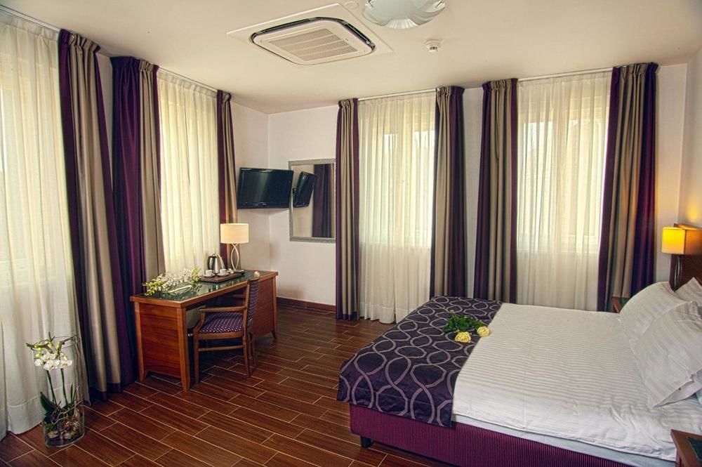Hotel Galileo Prag Exterior foto