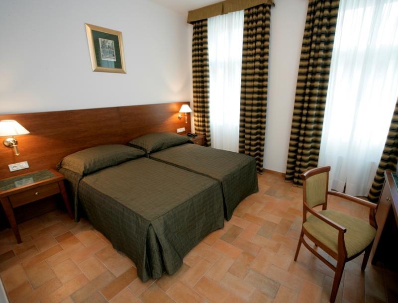 Hotel Galileo Prag Exterior foto